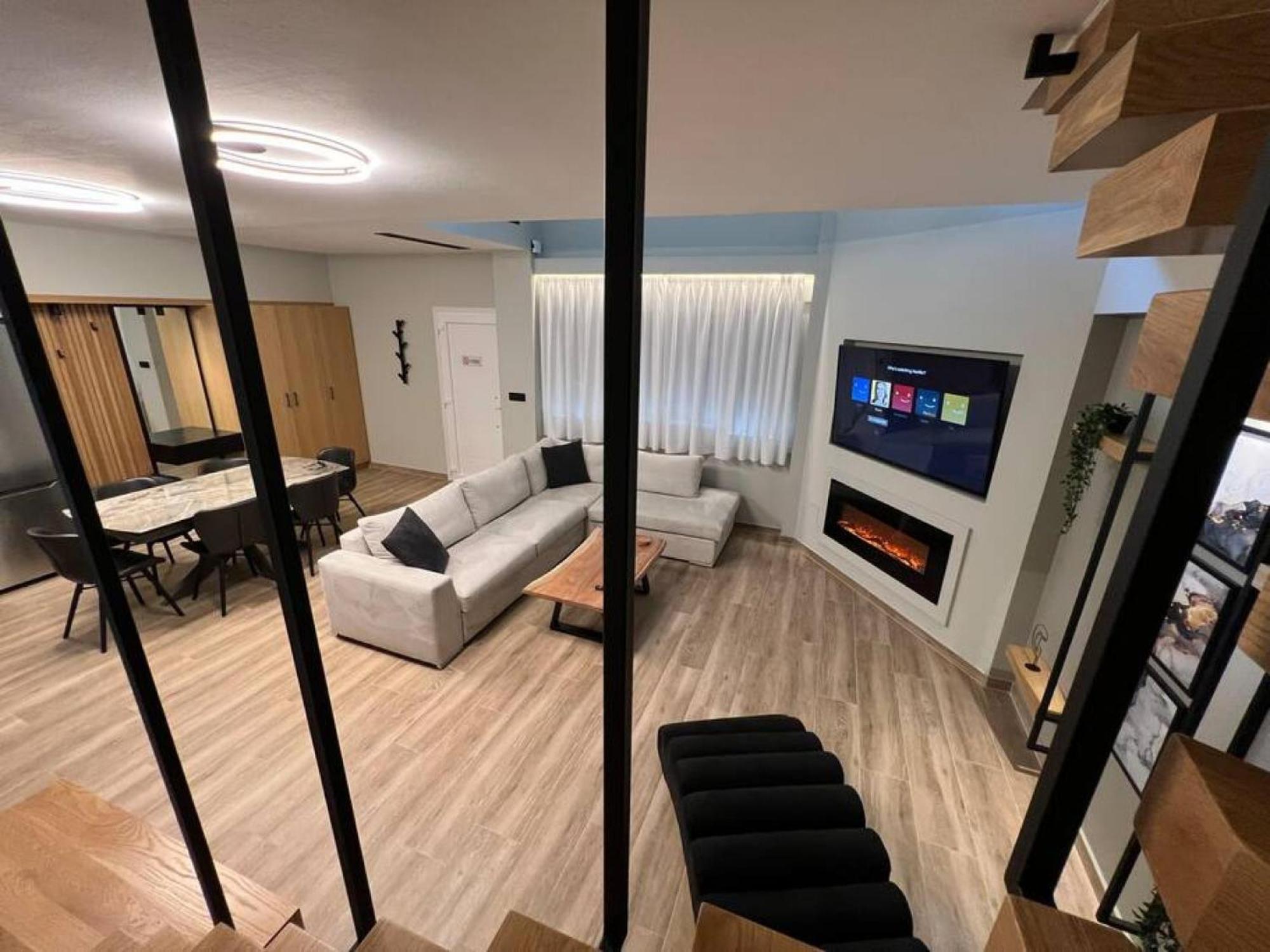 Luxurious Maisonette In Janina Zewnętrze zdjęcie